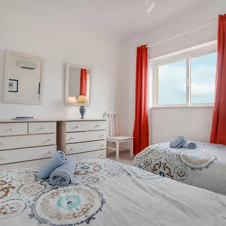 アパート Ariana *